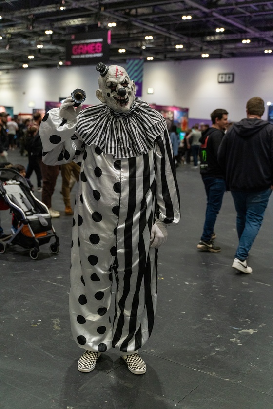 MCM Comic Con London 2024 (barnis_yoshi_artwork) - 204