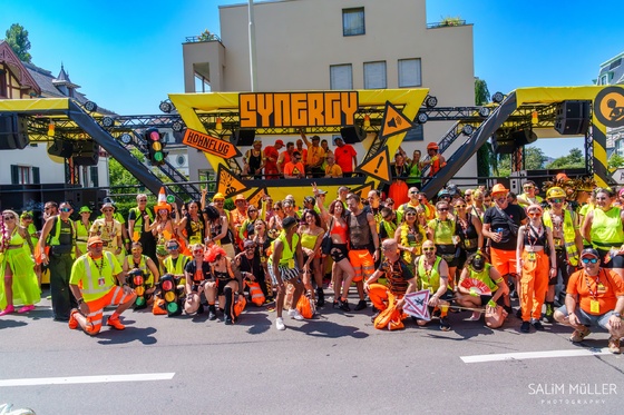 Street Parade 2025 - SYNERGY Love Mobile 2025 - Portraits, Gruppenfotos, Selfies - Part 1 - 006