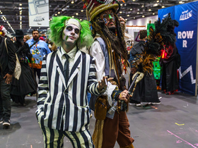 MCM London October 2025 - Cosplay Portraits (barnis_yoshi_artwork) - 011