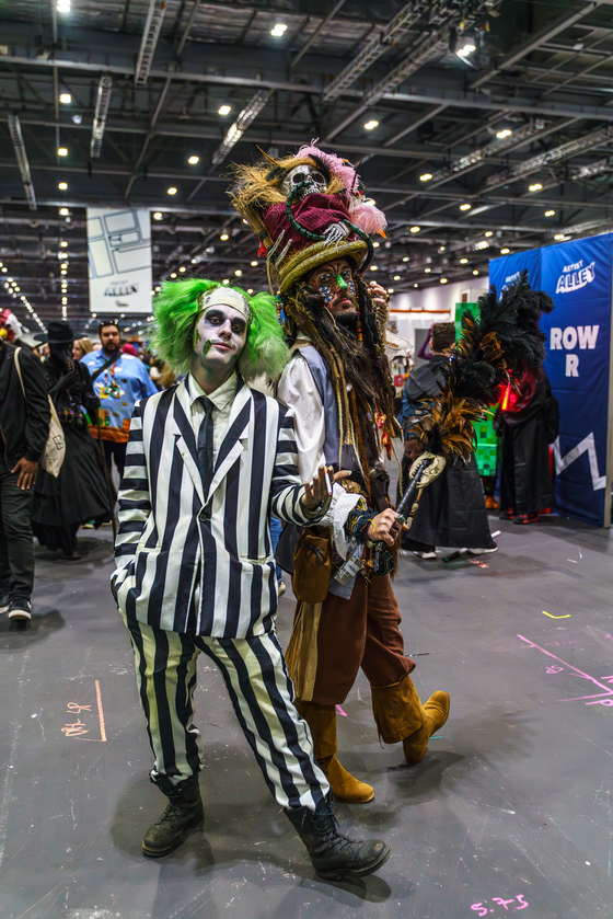 MCM London October 2025 - Cosplay Portraits (barnis_yoshi_artwork) - 011