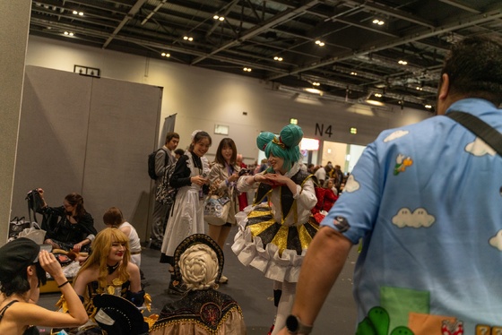 MCM Comic Con London 2024 (barnis_yoshi_artwork) - 138