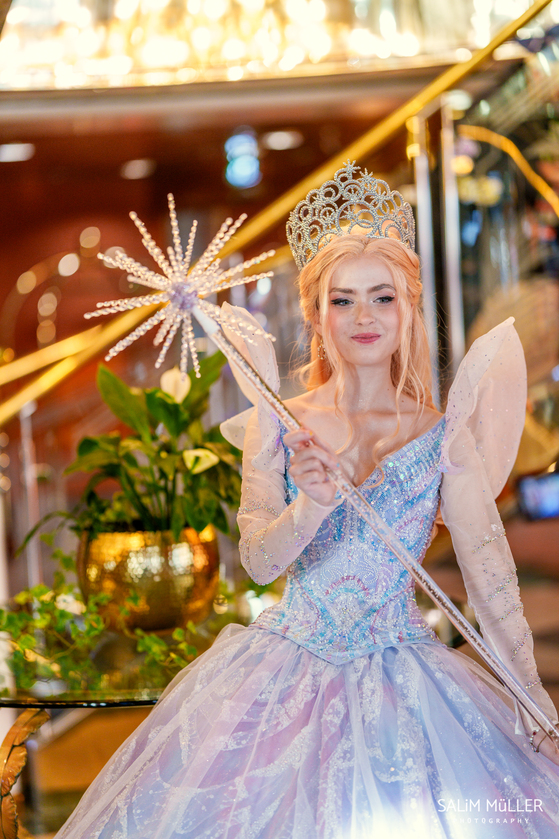 MCM London October 2025 - Cosplay Portraits - 001